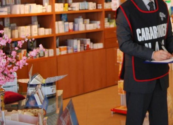 Cagliari: vende farmaci senza autorizzazioni, individuato dai carabinieri
